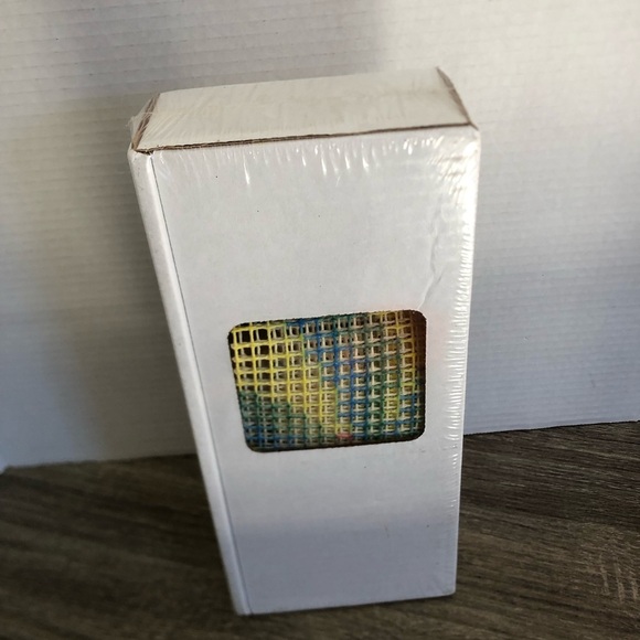 WonderArt Latch Hook Kit - Palm Tree Design - Picture 4 of 8